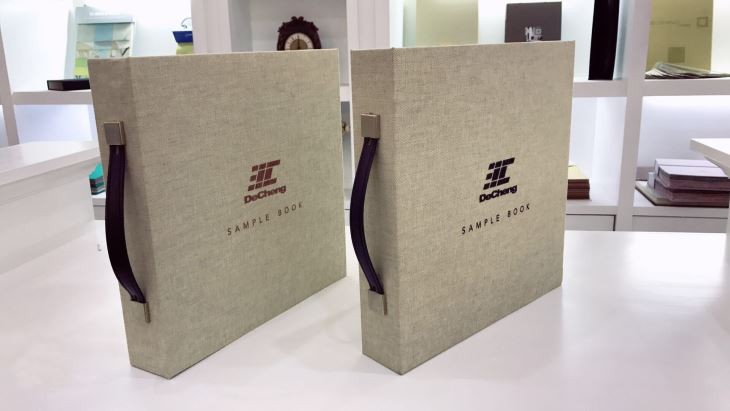 پوشه مغناطیسی برای نمونه